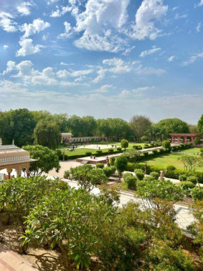 Umaid Palace - A Lakeside Heritage Palace Resort Near Jaipur Close to Bhangarh & Chand Baori Stepwell Abhaneri